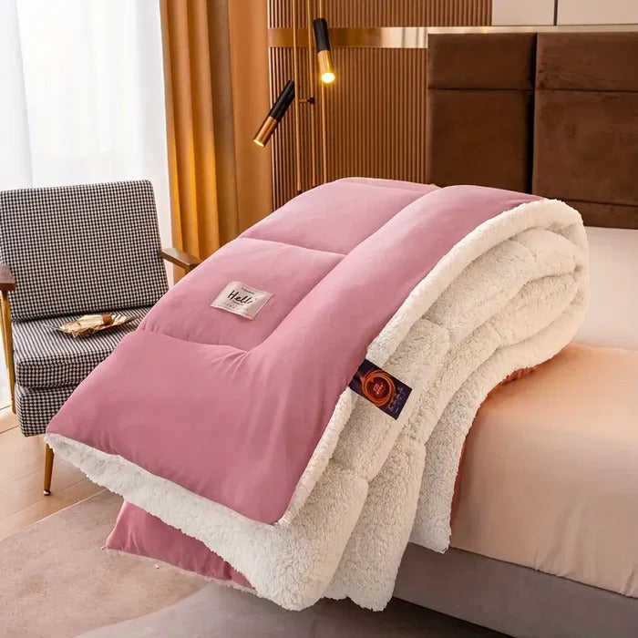 Aivac™ Premium Reversible Sherpa Doona